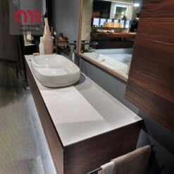 Lavandino Troy Edoné In Appoggio