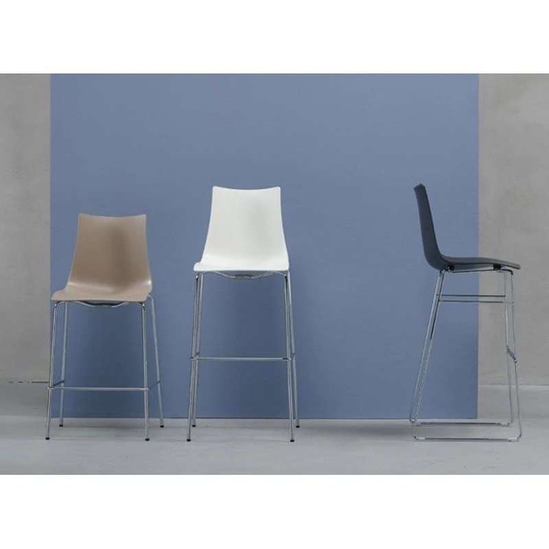 Sgabello Zebra Tecnopolimero Scab Telaio Verniciato 4 Sgabello Zebra Tecnopolimero Scab Telaio Verniciato - immagine 2