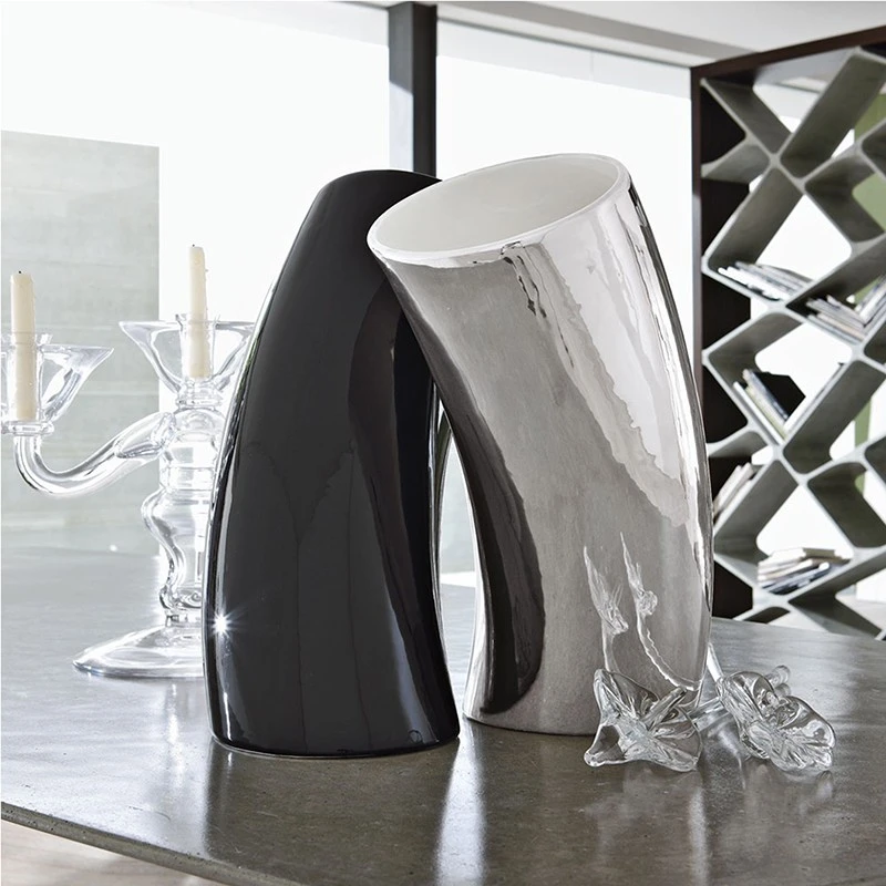 Vaso In Ceramica Abbraccio Adriani E Rossi 4 Vaso In Ceramica Abbraccio Adriani E Rossi - immagine 2