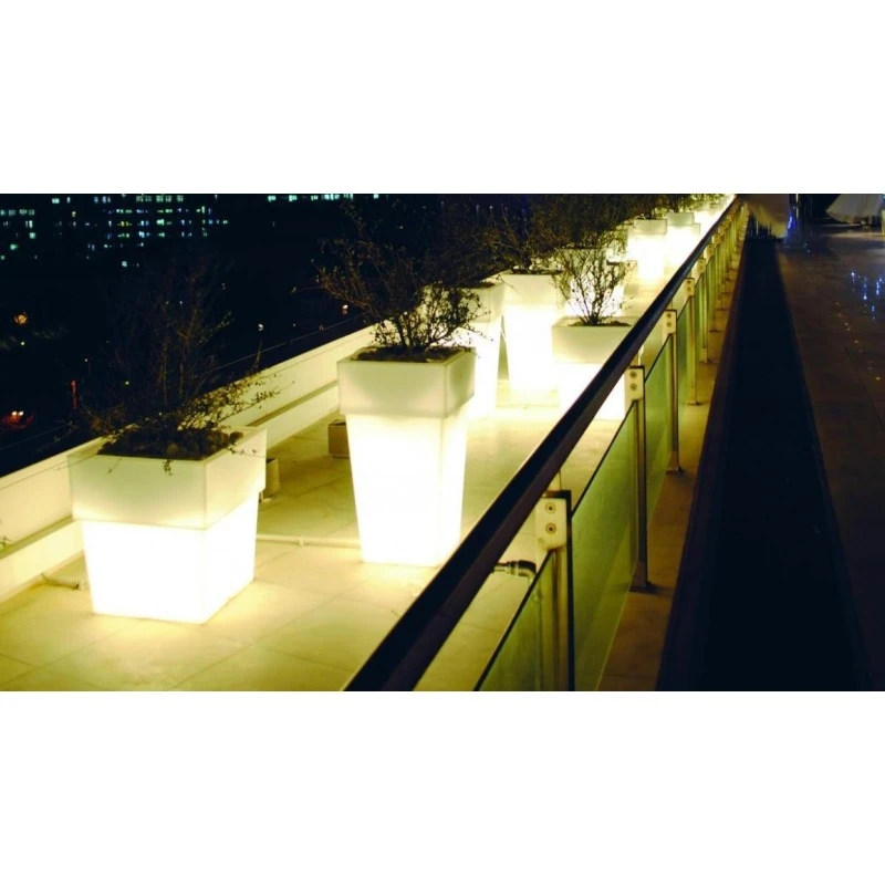 Vaso Torre Serralunga Illuminabile 4 Vaso Torre Serralunga Illuminabile - immagine 2